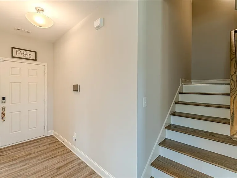 123 Mulberry Dr — Photo 13