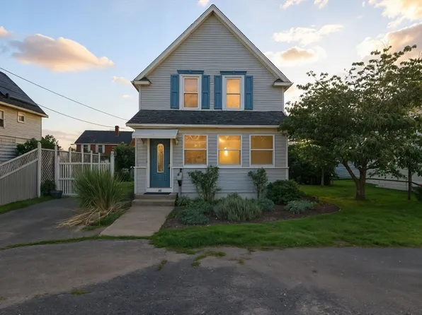 41 Weston St, Wilbraham, MA 01095