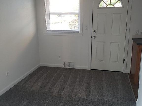 4th image of 14601 Grant Ave SW