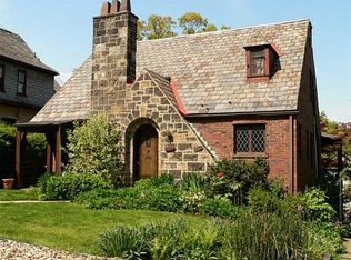 633 Cascade Rd, Pittsburgh, PA 15221