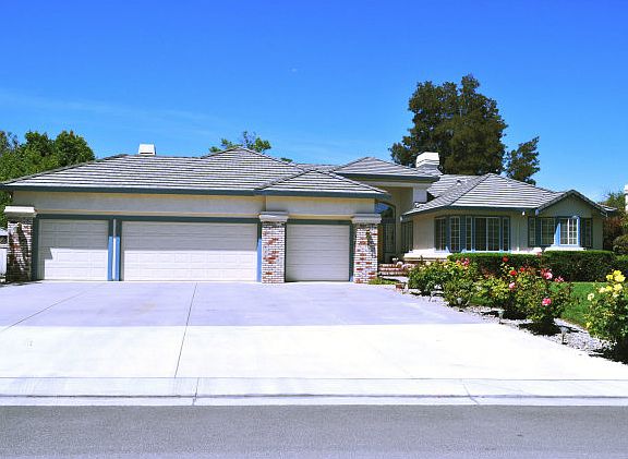 2nd image of 627 Randys Cir