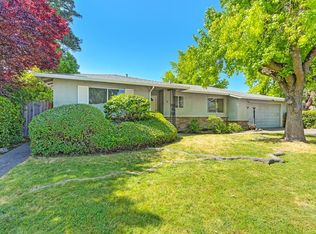 2 Springbrook Cir, Sacramento, CA 95831