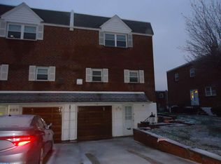 220 Tomlinson Rd, Philadelphia, PA 19116