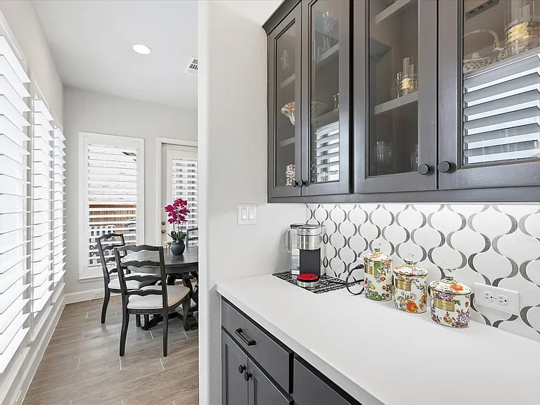 704 Pony Foot Dr — Photo 14