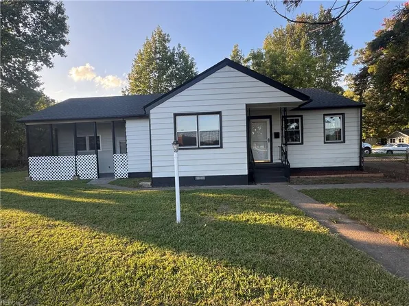 715 Briarfield Rd, Newport News, VA 23605