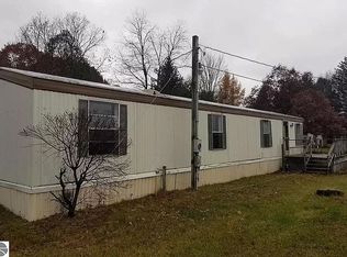 3490 N Lumberjack Rd, Riverdale, MI 48877