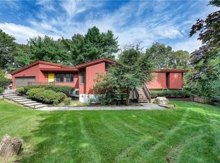 6 Summit Ridge Rd, Newburgh, NY 12550