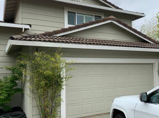 1001 Oakmont Ct, Napa, CA 94559