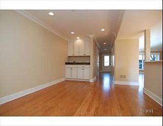 5th image of 1468 Chantilly Blvd
