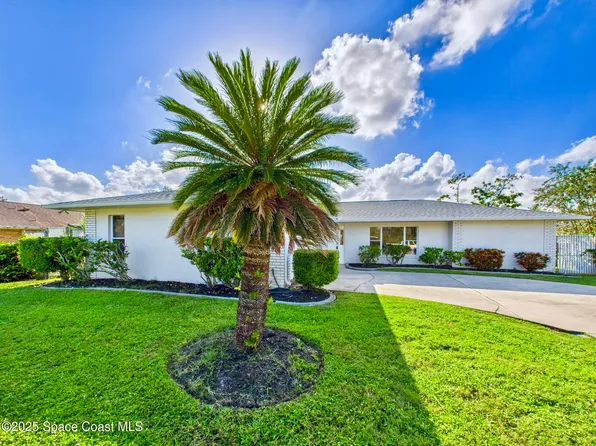 2280 Fallon Blvd NE, Palm Bay, FL 32907