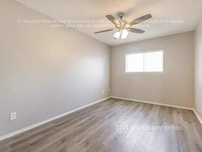 3223 W Acapulco Ln — Photo 11