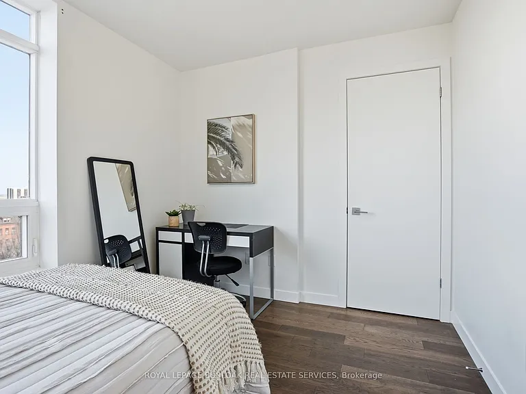 467 Charlton Ave E #307 — Photo 19