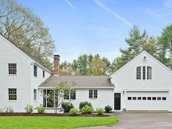 393 Tremont St, Duxbury, MA 02332