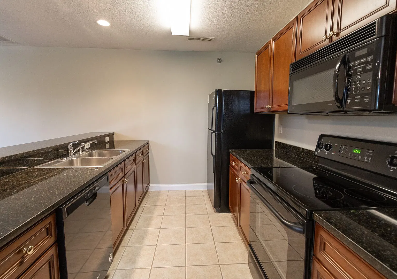 1100 Club Village Dr. — Photo 3