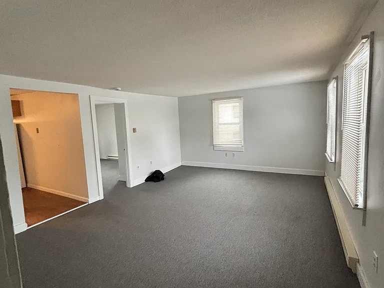 69B Main St — Photo 8