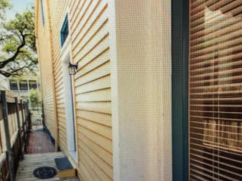 Alley to apartment entrance