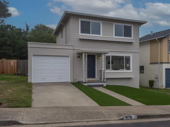 618 Foothill Dr, Pacifica, CA 94044