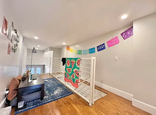 Rented by Doorway NYC, LLC | media 12