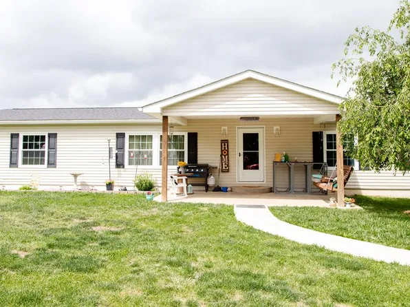 2050 NEWMAN RIDGE RD, Proctor, WV 26055