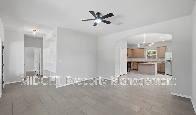 1035 Cedar Grove Trl — Photo 14