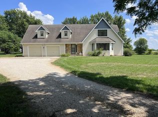 1412 E 902nd Rd, Lawrence, KS 66049