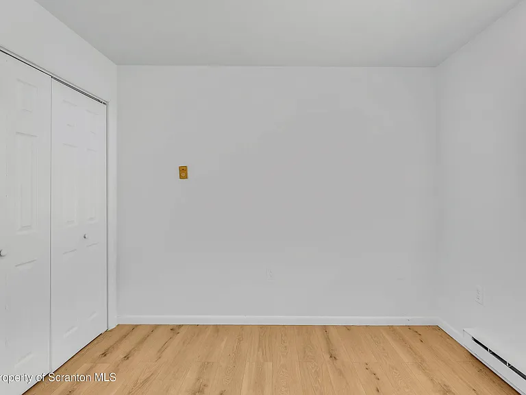 1215 Lori Ln — Photo 14