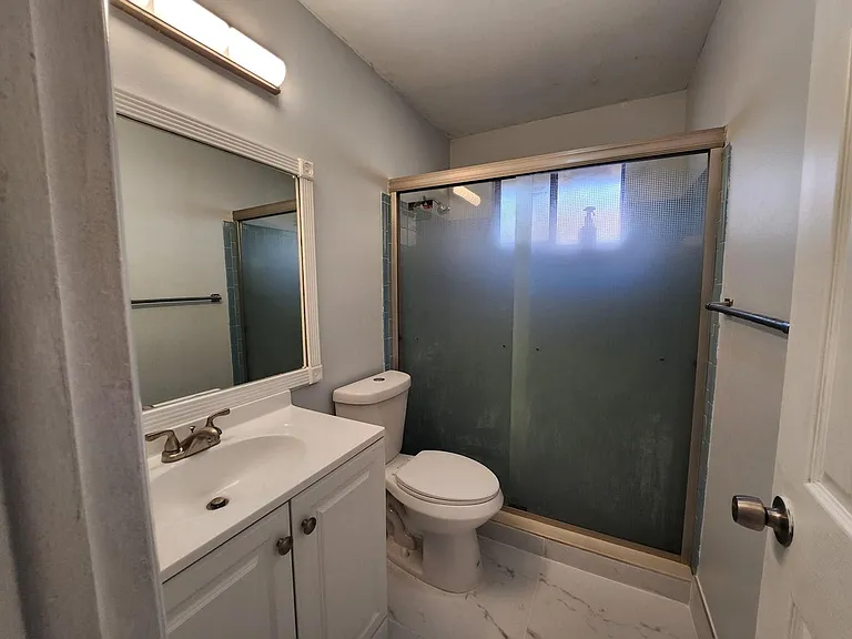 903 NW 79th Ter #903 — Photo 10