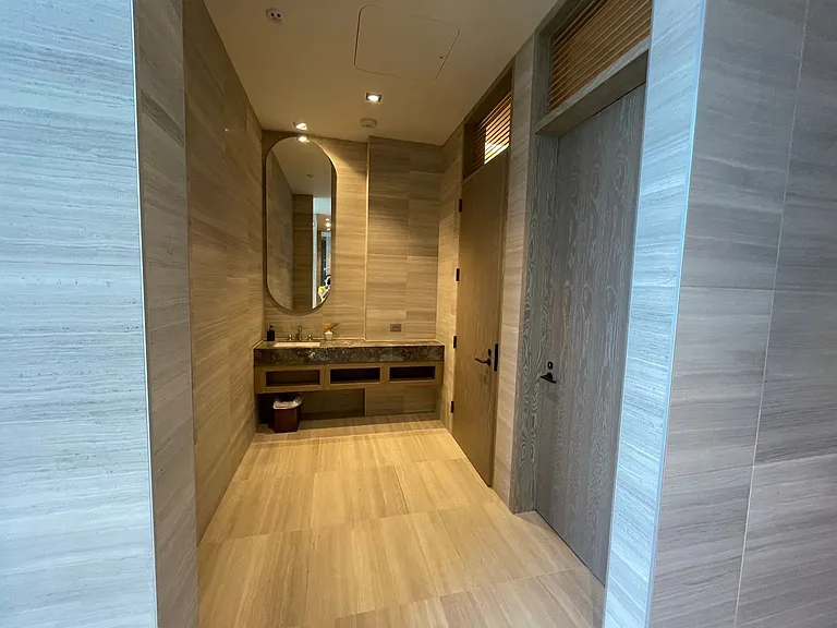 1000 Auahi St #2506 — Photo 24