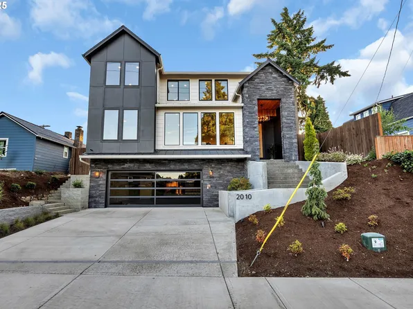 2010 Lincoln Ave, Vancouver, WA 98660