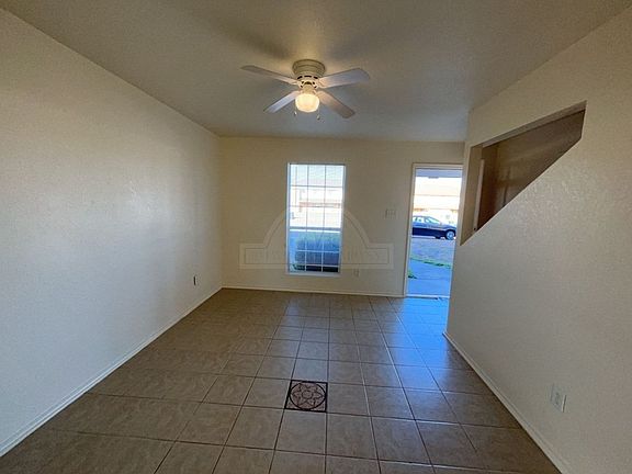 5th image of 4410 Jeff Scott Dr APT B
