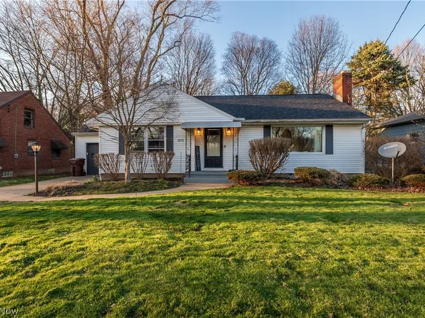 3173 Angleterre Blvd, Akron, OH 44312