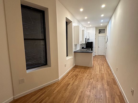 5th image of 226 W 25th St APT 1FE