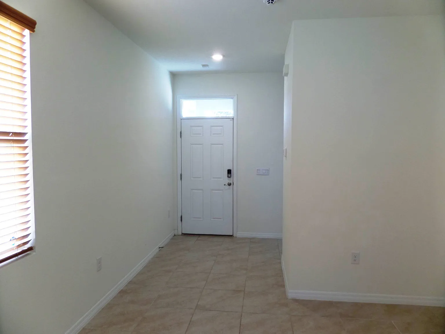 3 bed, 1504 sqft, $1,847 — Photo 3