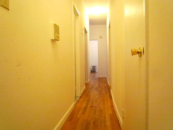 4th image of 338 E 15th St APT 1C