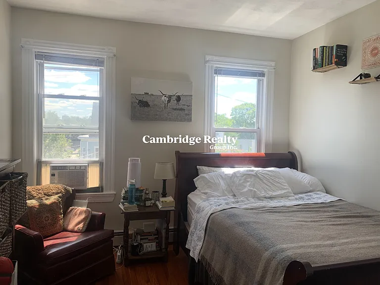 69 Newton St #2L — Photo 7