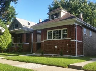 4909 W Oakdale Ave, Chicago, IL 60641