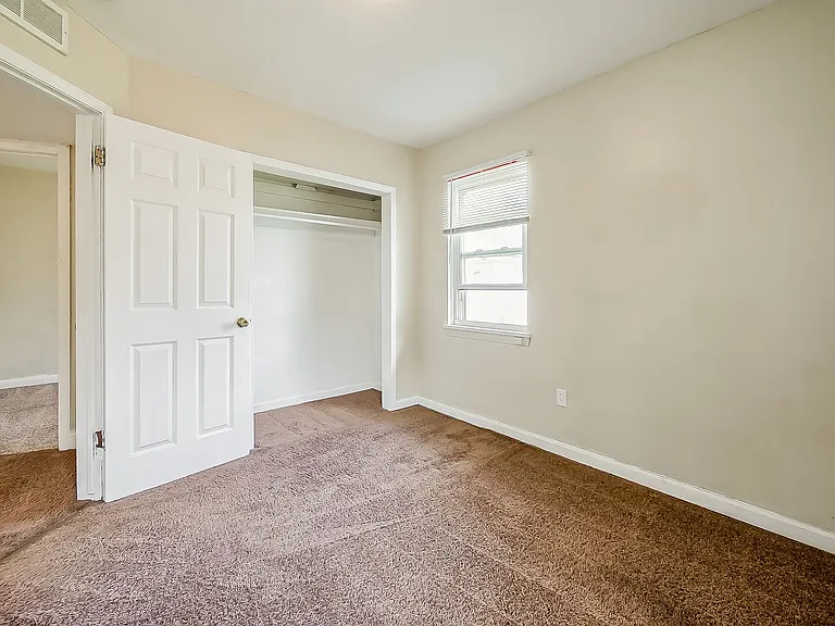 1147 E Brockton Ave — Photo 17