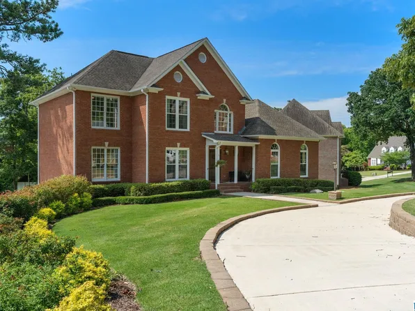 2045 Forest Meadows Cir, Birmingham, AL 35242