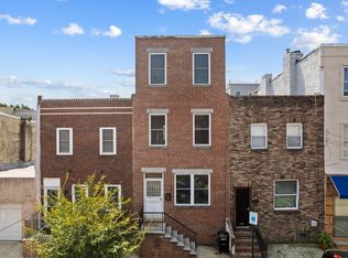 1928 Tasker St, Philadelphia, PA 19145