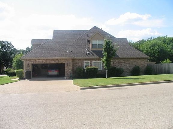 2nd image of 3502 Preston Oaks Dr