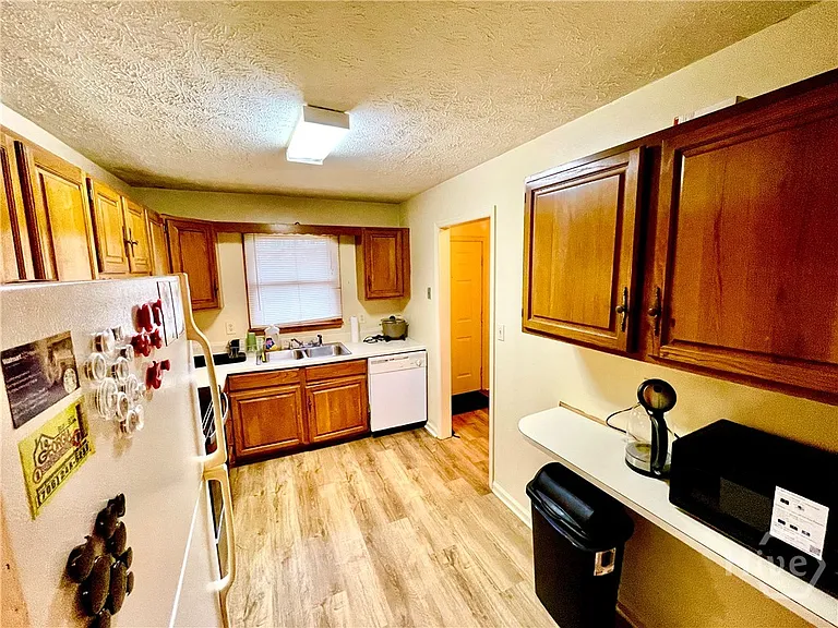 595 Macon Hwy #22 — Photo 3