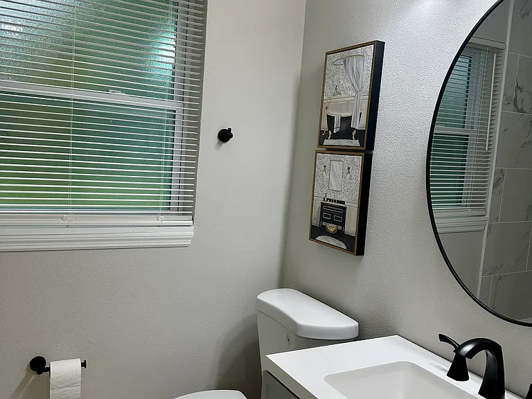 1176 Lake View Dr — Photo 20