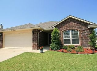 21925 Homesteaders Rd, Edmond, OK 73012