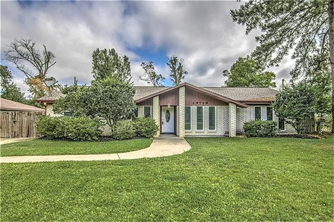 1st image of 19719 Irenell Dr