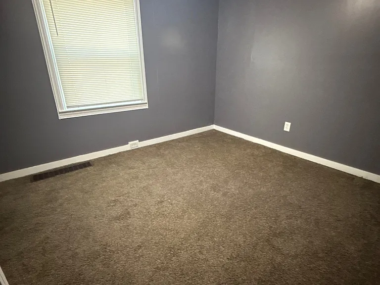 3224 Monroe Ave #1 — Photo 9