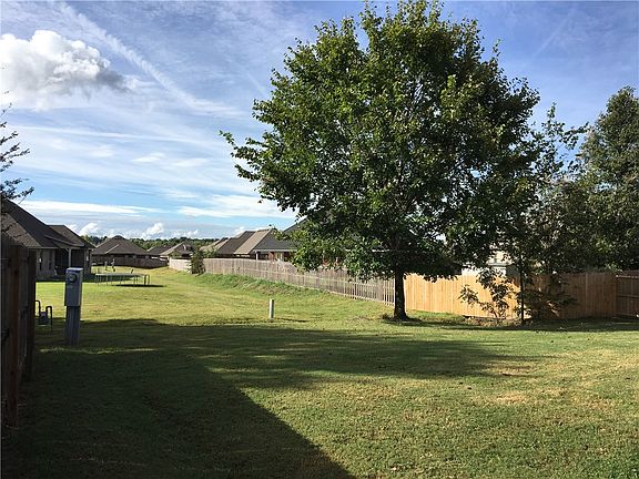 5th image of 2947 W Miramar Dr