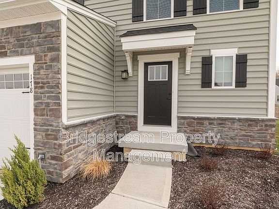 3rd image of 178 Rivulet Dr