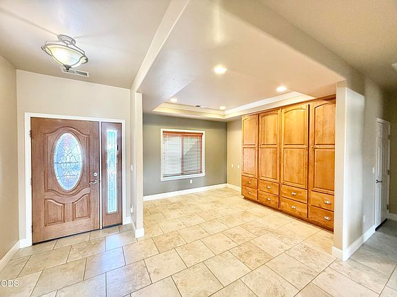 5th image of 3821 Valinda Way