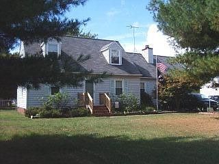 2nd image of 2060 Hammond Ct