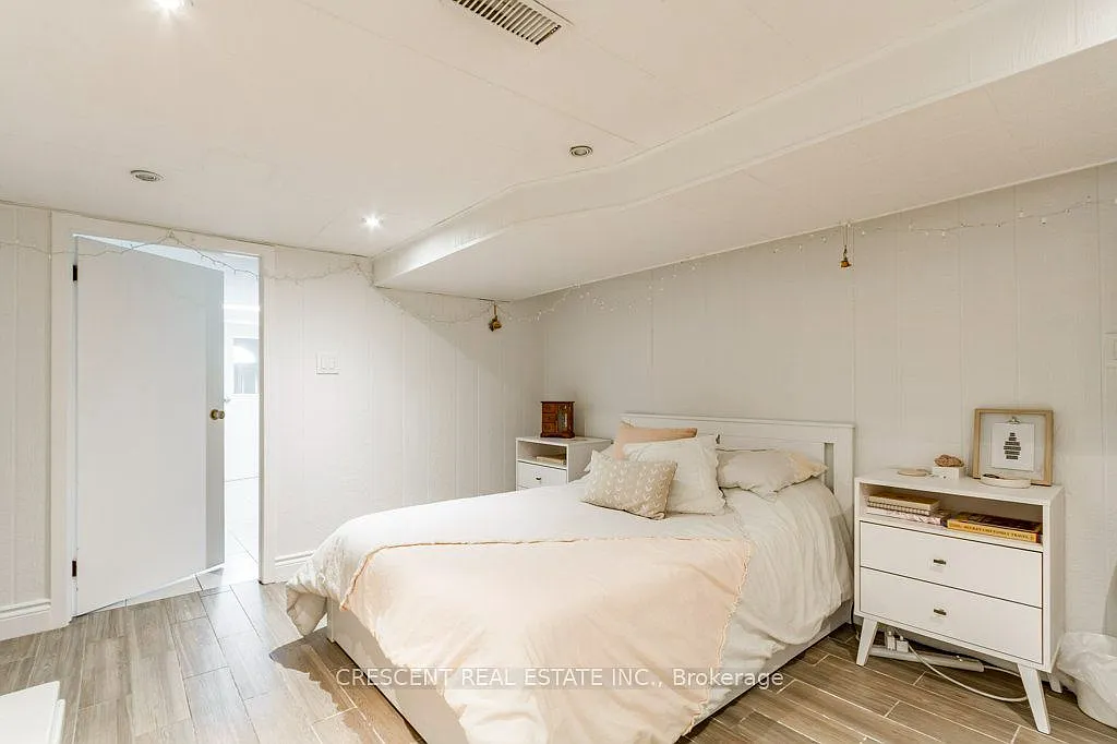 Studio, $1,600 — Photo 2